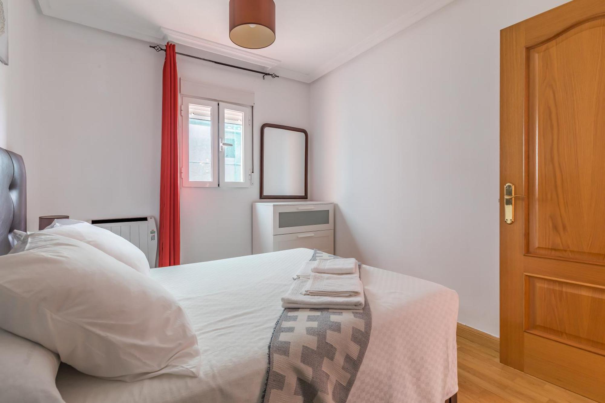 Apartamento Confortable Y Funcional En Vallecas Madrid Eksteriør billede
