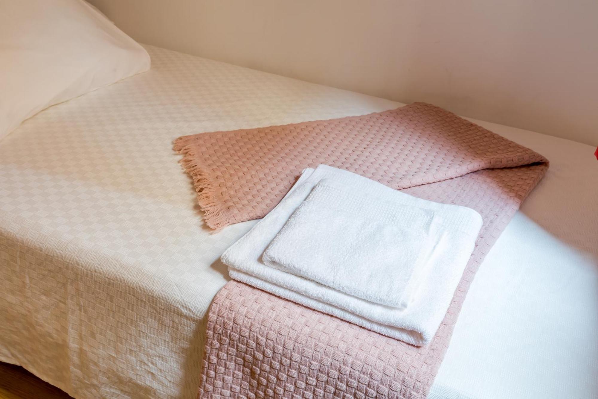 Apartamento Confortable Y Funcional En Vallecas Madrid Eksteriør billede